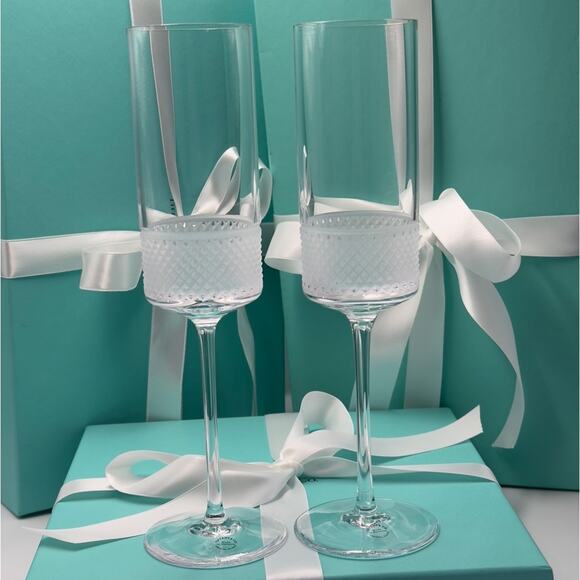 NEW Tiffany & Co. Diamond Point Crystal Champagne Glasses Flutes Set of 2 W/ Box - Picture 10 of 12